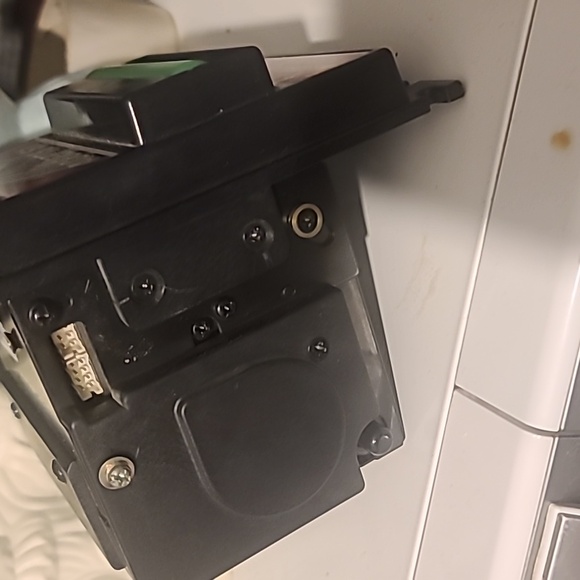 ICT BILL ACCEPTOR - Picture 2 of 4